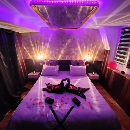 Caen, Tu M'Aimes - Suite Romantique Zewnętrze zdjęcie